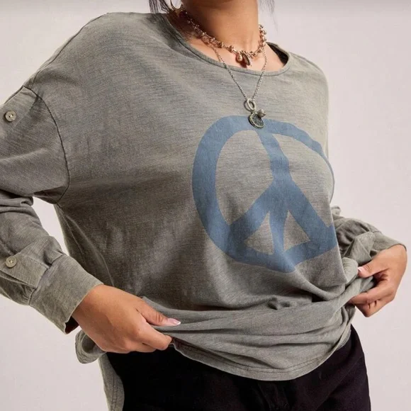 ☮️ PLUS Cotton Tee ☮️ - Picture 5 of 8